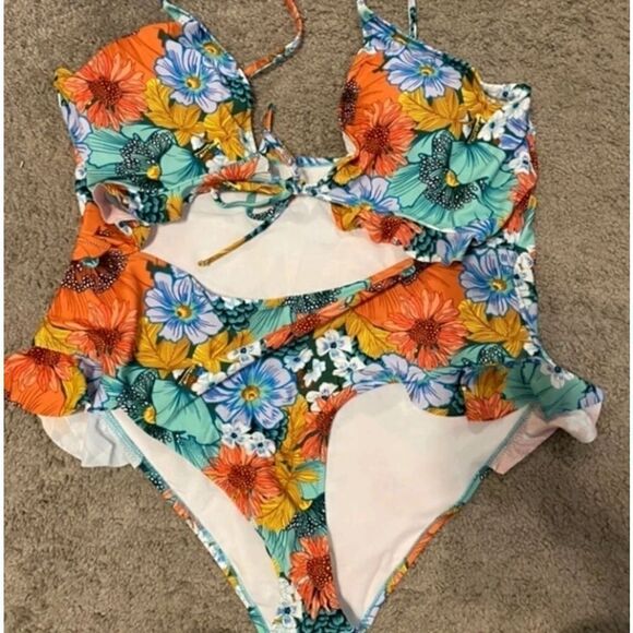 Cut-out MULTICOLORED FLORAL CUT OUT KNOT RUFFLE SWIMSUIT SZ 3X - Picture 9 of 12